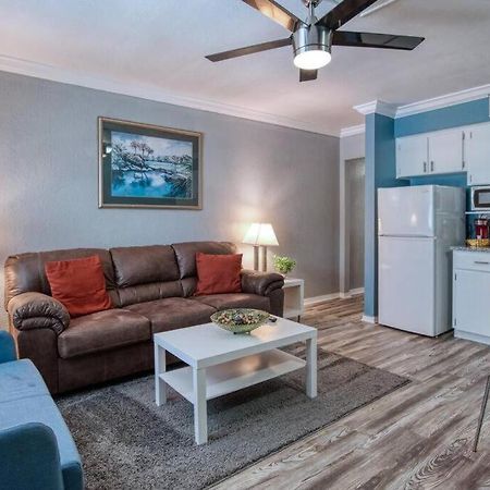 Sunset Beach Suites Of Madeira Beach! Pet Friendly Summer Getaway! Steps To Beach! - Suite 10 St. Pete Beach Eksteriør bilde